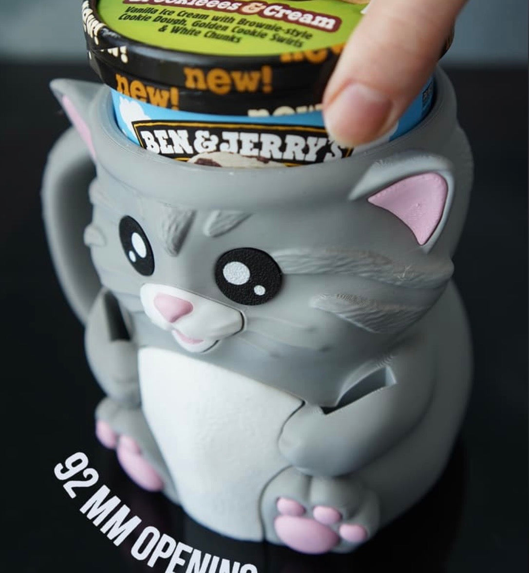 Cuddles the Cat - pint size holder