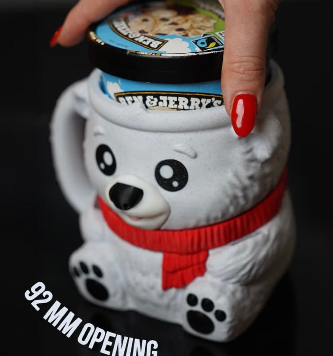 Pawblo the Polar Bear - pint size holder